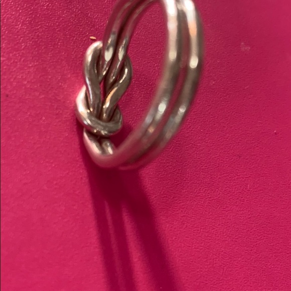 925 Sterling Silver Criss Cross Knot Ring (Size - 9) - Picture 6 of 12